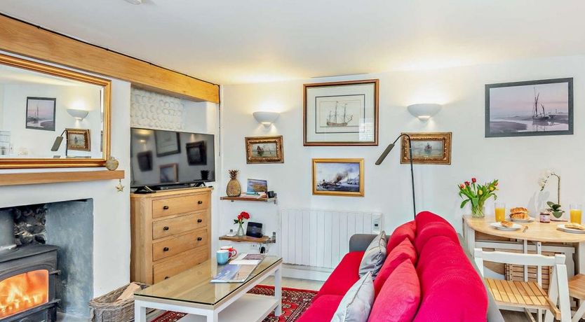 Photo of in Blakeney (78478)