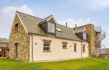 4 Bed in Haverfordwest Holiday Cottage