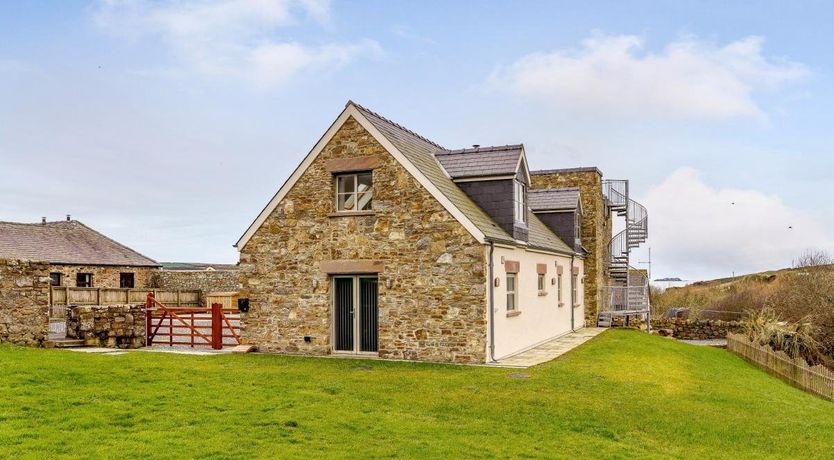 Photo of 4 Bed in Broad Haven