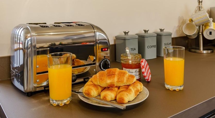 Photo of 4 Bed in Broad Haven