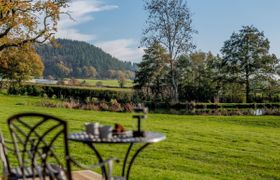 Photo of log-cabin-in-herefordshire-1