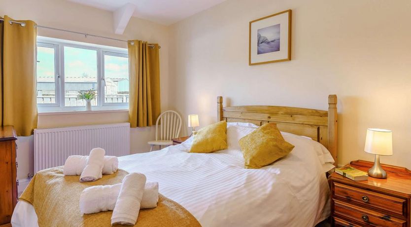 Photo of 3 Bed in Cellan