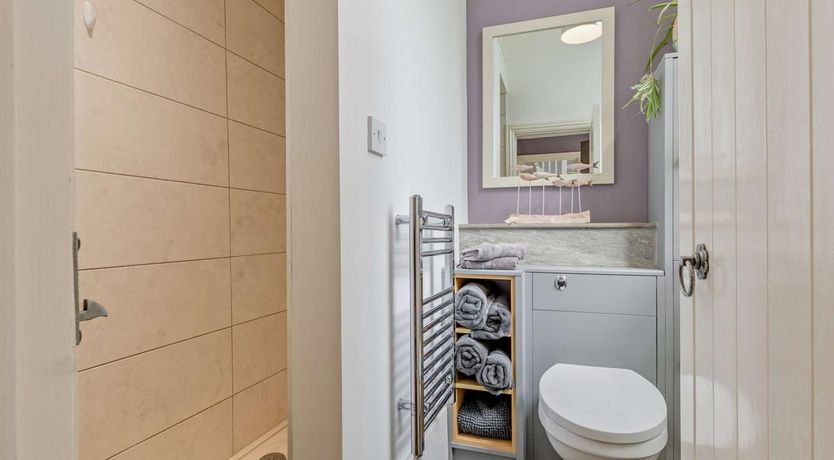 Photo of 1 Bed in Danby