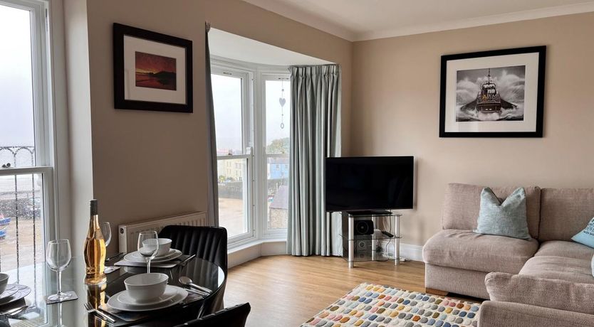 Photo of 2 Bed in Tenby