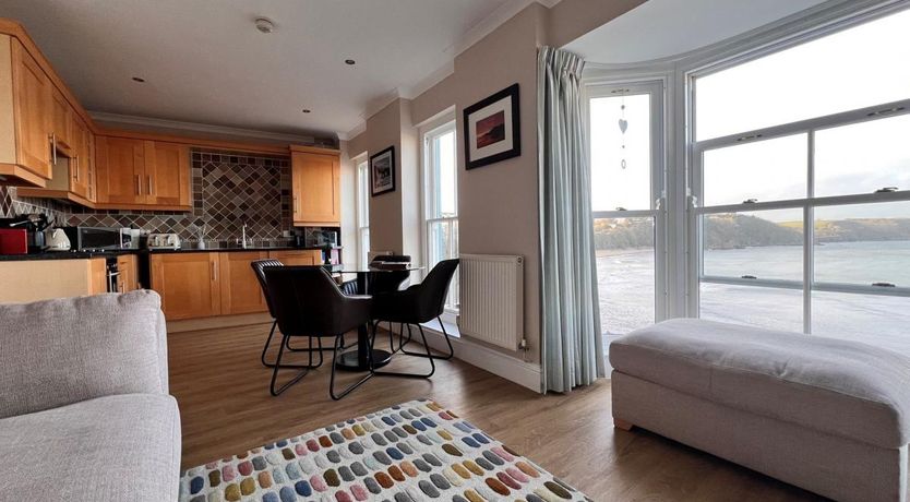 Photo of 2 Bed in Tenby