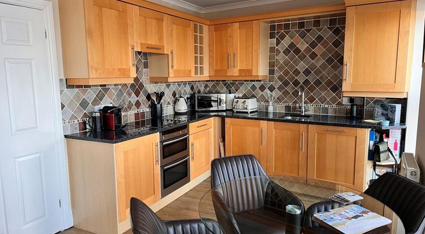 Photo of 2 Bed in Tenby