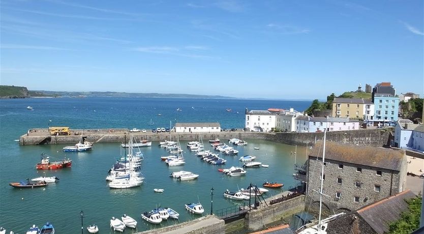 Photo of 2 Bed in Tenby