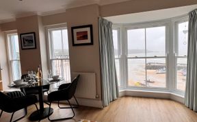 Photo of 2 Bed in Tenby
