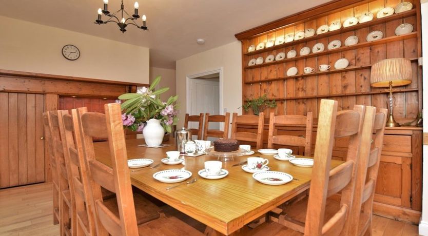 Photo of 7 Bed in Parracombe