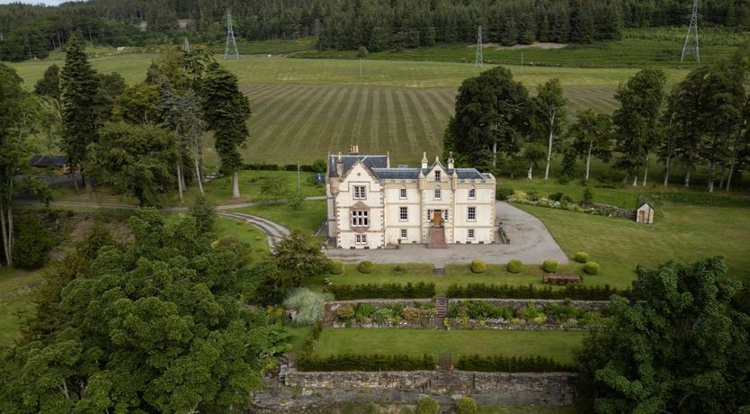 Photo of 7 Bed in Evanton
