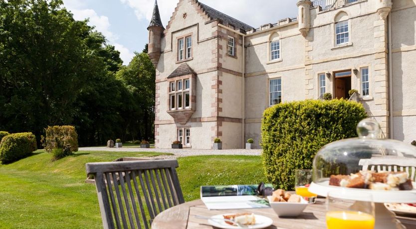Photo of 7 Bed in Dingwall