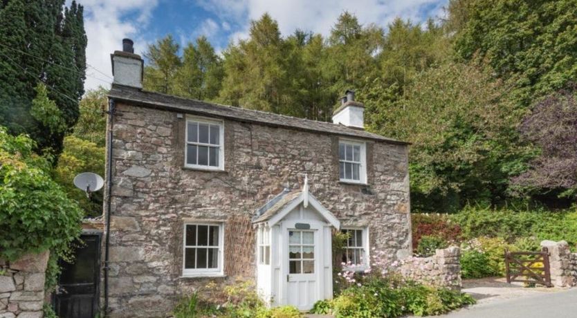 Photo of in Eskdale (SZ416)