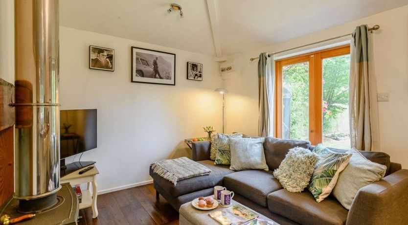 Photo of 1 Bed in Blackwater