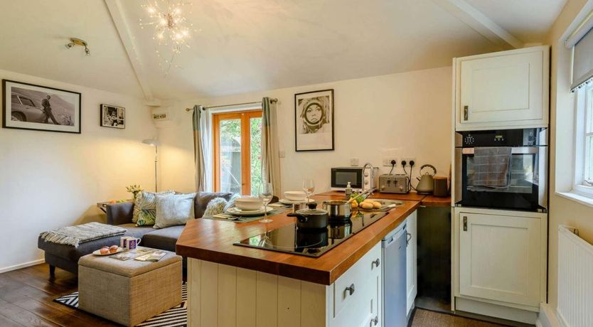 Photo of 1 Bed in Blackwater