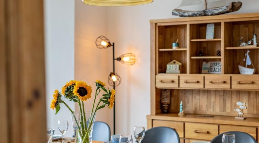 Photo of 5 Bed in Westward Ho