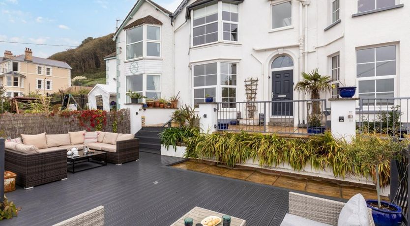 Photo of 5 Bed in Westward Ho