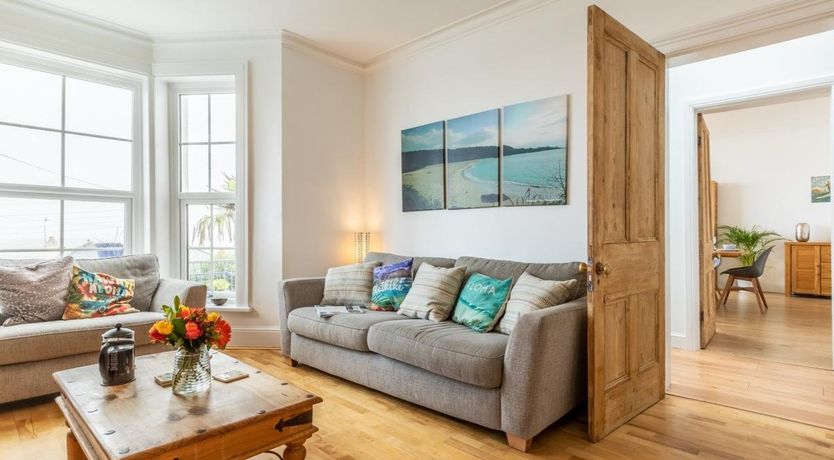 Photo of 5 Bed in Westward Ho