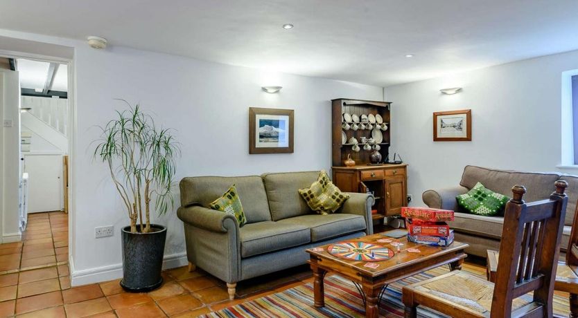 Photo of 5 Bed in Llangattock