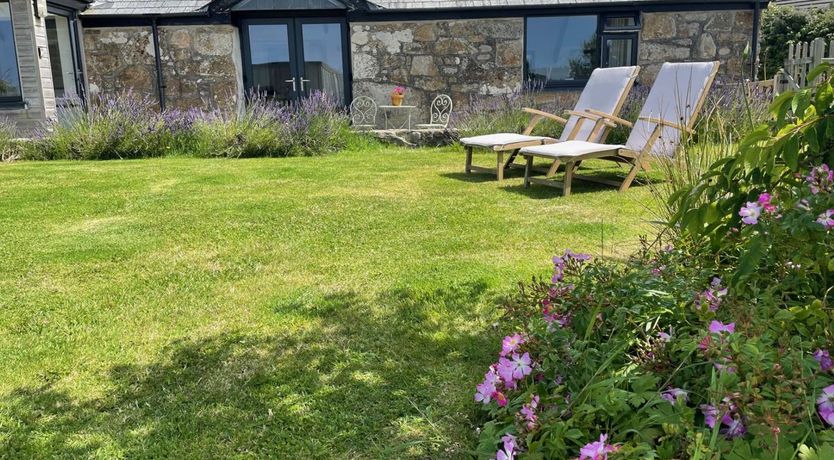 Photo of 1 Bed in Newlyn