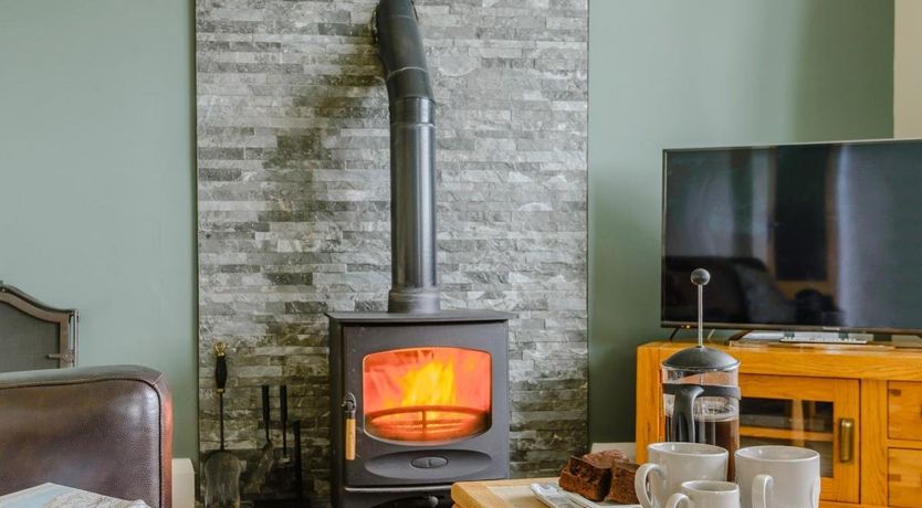 Photo of 4 Bed in Llannefydd