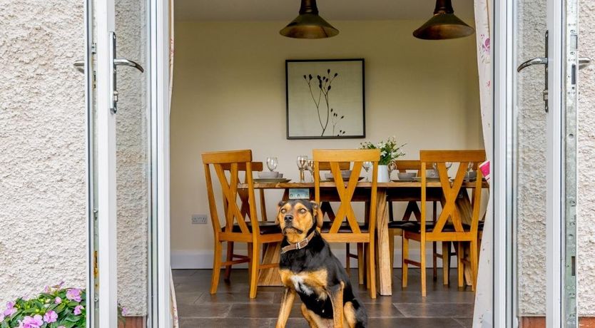 Photo of 4 Bed in Llannefydd