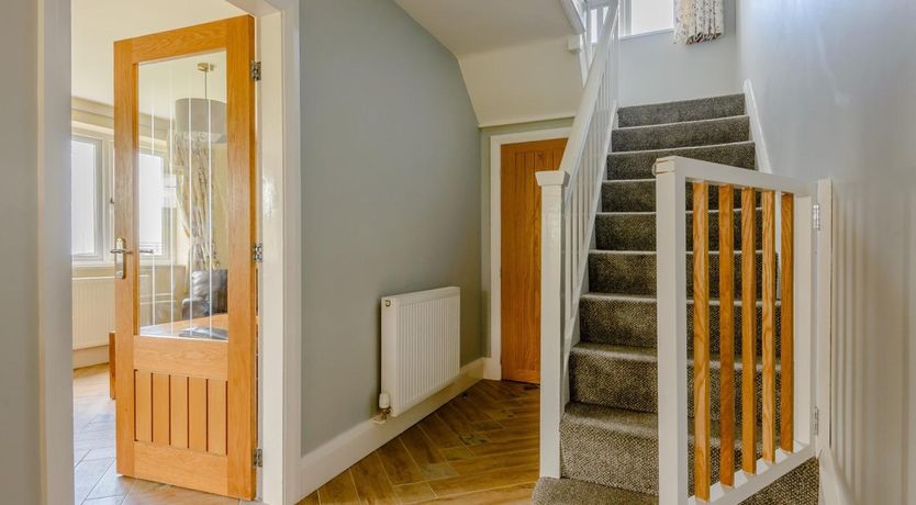 Photo of 4 Bed in Denbigh