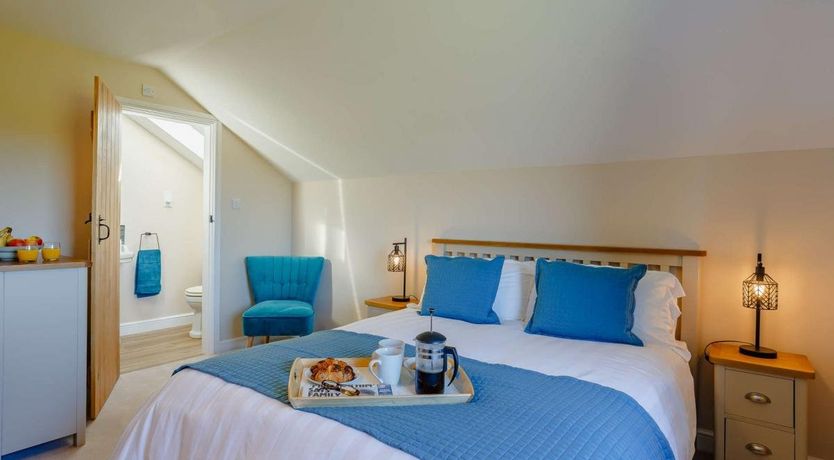 Photo of 2 Bed in Cowling