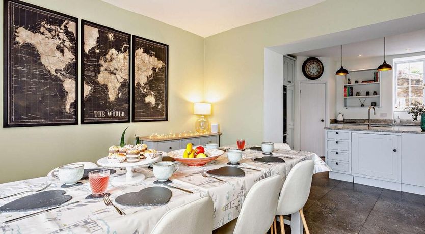 Photo of 4 Bed in Brixham