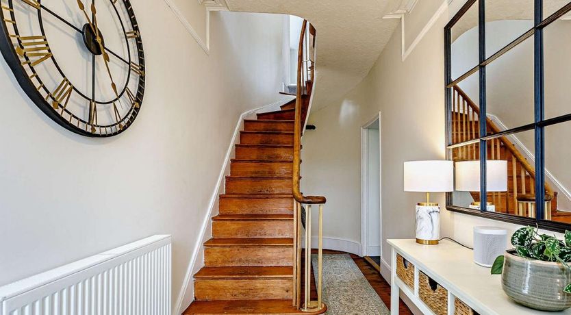 Photo of 4 Bed in Brixham