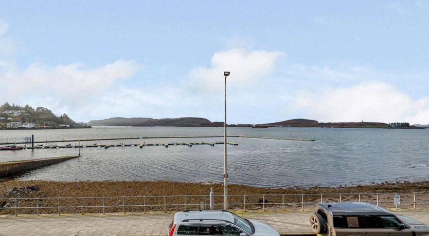 Photo of 3 Bed in Oban