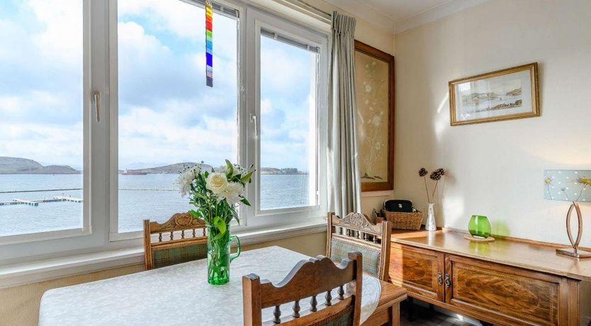 Photo of 3 Bed in Oban