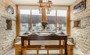 Photo of 3 Bed in Shaftesbury