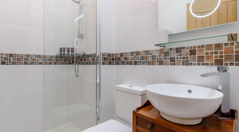 Photo of 4 Bed in Maresfield