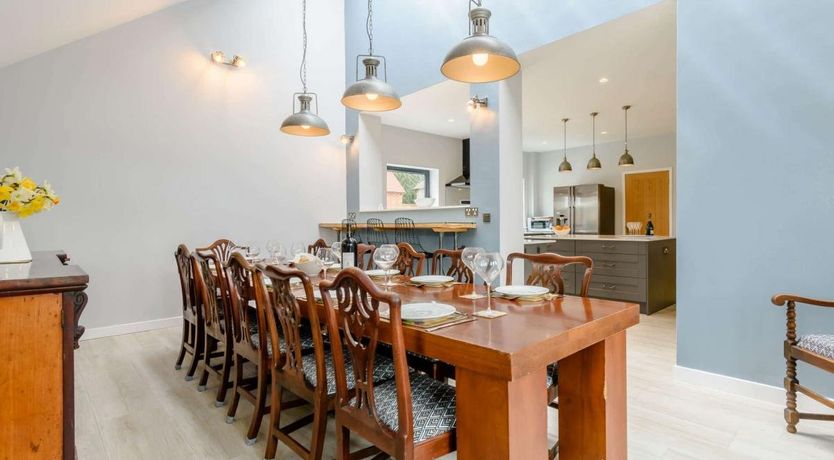 Photo of 4 Bed in Maresfield