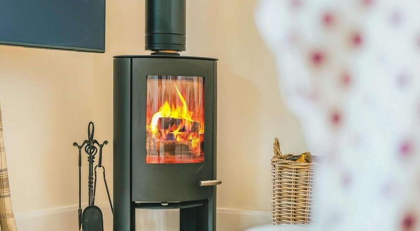 Photo of 2 Bed in Llandyssil