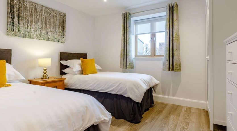 Photo of 2 Bed in Redmarley