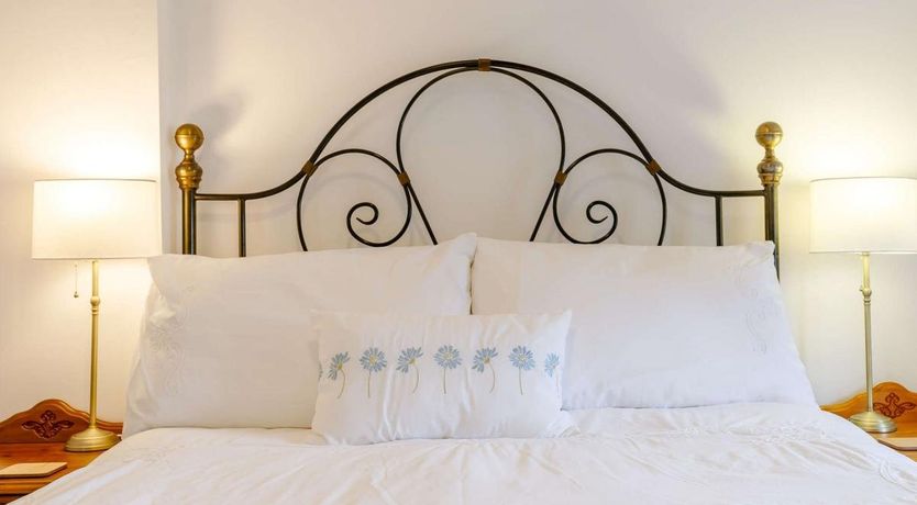 Photo of 2 Bed in Ashford-in-the-Water