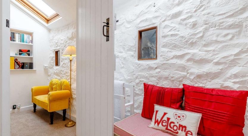 Photo of 2 Bed in Ashford-in-the-Water