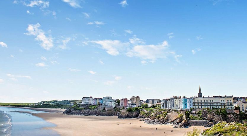 Photo of 1 Bed in Tenby