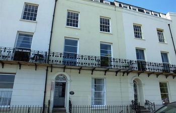 in Tenby (FB162) Apartment