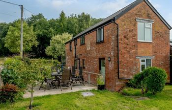 3 Bed in Pinksmoor Holiday Cottage