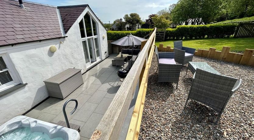Photo of in Lamphey  (82584)