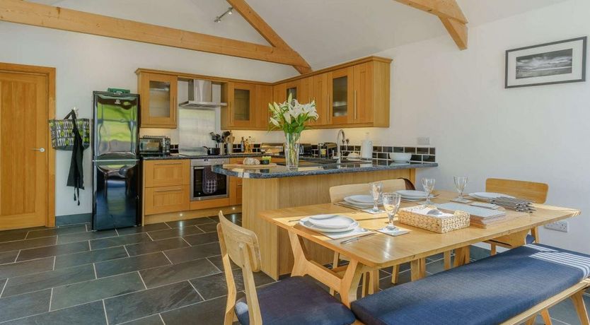 Photo of 3 Bed in Lamphey