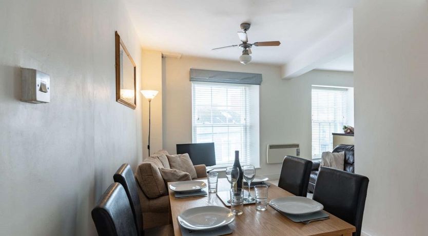 Photo of 2 Bed in Tenby