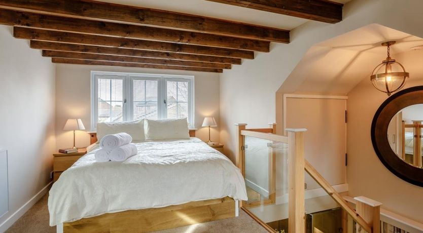 Photo of 1 Bed in Ilminster