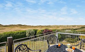 Photo of in Aberdovey (DY036)