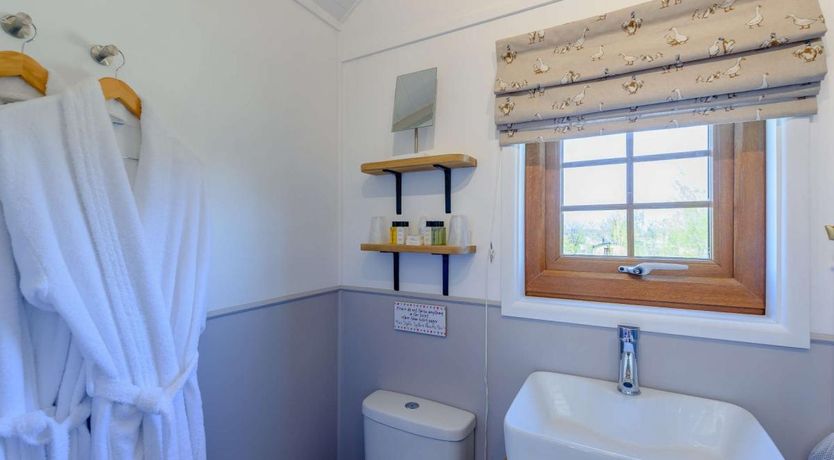 Photo of 1 Bed in Ashwater