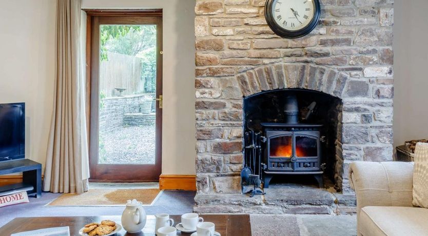 Photo of 4 Bed in Llanfrynach