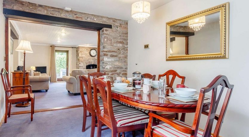 Photo of 4 Bed in Llanfrynach