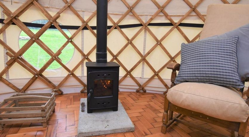 Photo of 1 Bed in Rhydowen